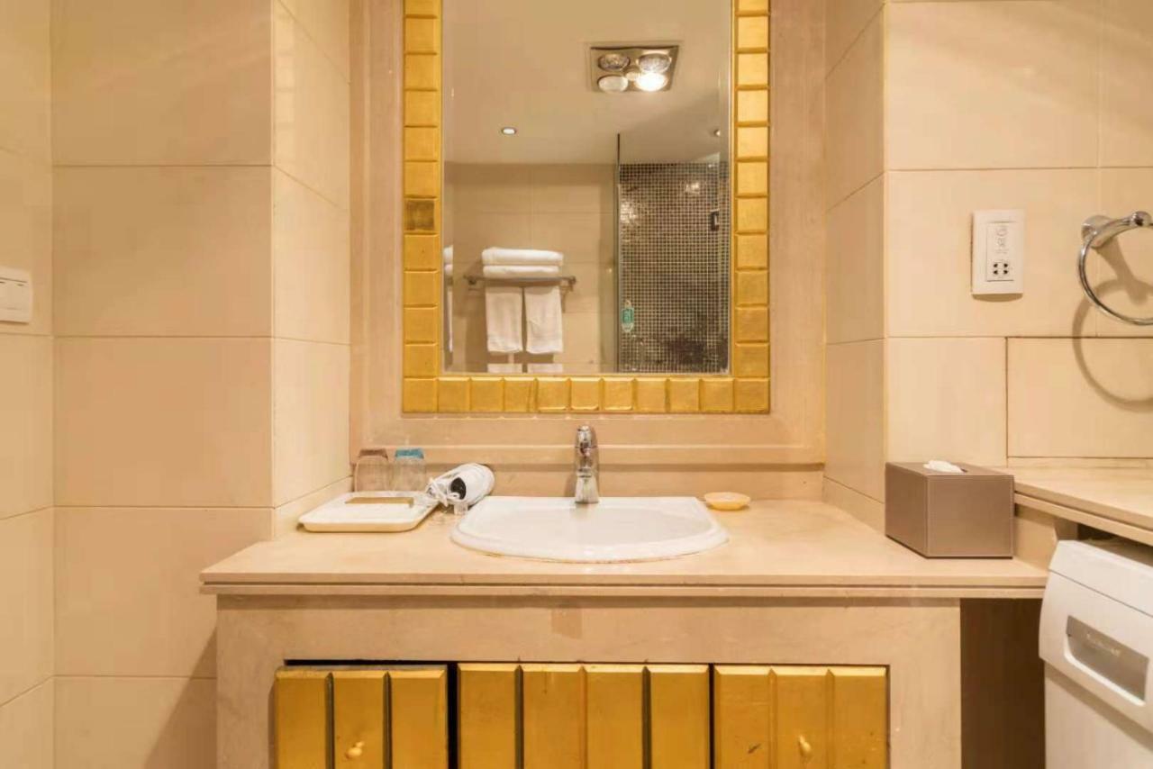 Zhongjun World City Apart Hotel Beijing